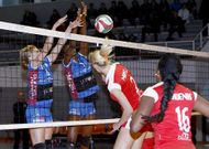 Las jugadoras de A Pinguela gozaron de varias ventajas, pero acabaron cediendo ante el Haro.