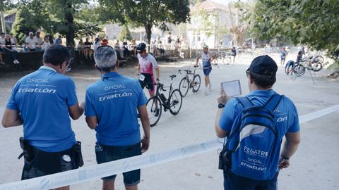 Edicin 2025 del triatln de Allariz, que tuvo que ser duatln por la suspensin de pruebas acuticas y nuticas debido a los incendios forestales.