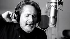 Miguel R�os canta la nueva sinton�a de �Cu�ntame�