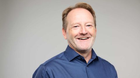 Peter Bell explica que �necesitamos la m�s alta integridad en los canales de comunicaci�n�.