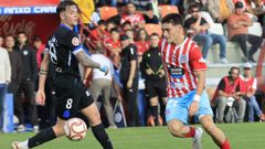 Guille Berzal y Rub&eacute;n L&oacute;pez en una acci&oacute;n del derbi del &Aacute;ngel Carro
