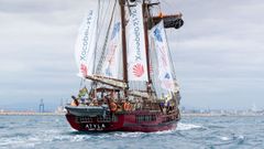 Los barcos de la Iacobus Maris entrando en Valencia