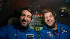 H�ctor Salvador, junto a un compa�ero de expedici�n