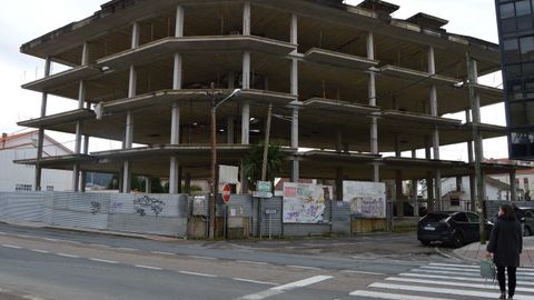 Estructura en A Revolta que el Concello de Sanxenxo prev demoler debido a la caducidad de la licencia