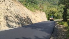 A Deputaci�n xa mellorou un treito desta v�a do Courel