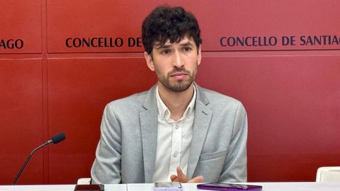 Iago Lesteg�s Tiz�n (BNG) es el concejal de Urbanismo de Santiago
