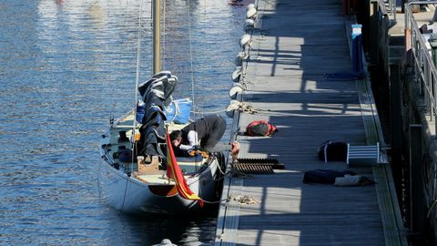 El Bribn amarrado al puerto deportivo de Sanxenxo este jueves