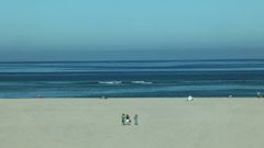 Sol en la playa de Sab�n, Arteixo.