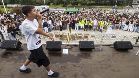 9Louro, en Baio.