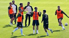 Los jugadores del Celta, durante un entrenamiento en la Cidade Deportiva Afouteza.