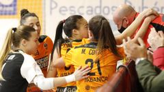 Dedicatoria de gol del equipo naranja en el partido ante el Esplugues