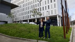 La delegada de la Xunta, Bel�n do Campo, y el gerente del �rea sanitaria, Luis Verde, visitan el espacio en el que se har� la nueva sala de resonancia magn�tica