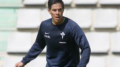 Ariel Rodr�guez, durante un entrenamiento con el Racing de Ferrol