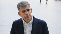 Matt Brittin, nuevo director de la BBC, a su llegada a su sede en Londres