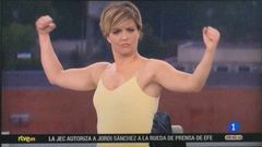 MAR�A CASADO MOSTR�NDO M�SCULO EN TVE