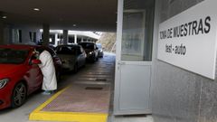 M�s de 4.600 PCR se ha realizado desde el 23 de junio en el Hospital da Mari�a, en la imagen de archivo