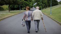 Imagen de archivo de una pareja mayor.