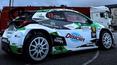 El noi�s se muestra ilusionado y con ganas de correr con su nuevo veh�culo.