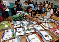 Banco de libros de texto que se puso en marcha en el 2012 en el CEIP A Pedra de Bueu.