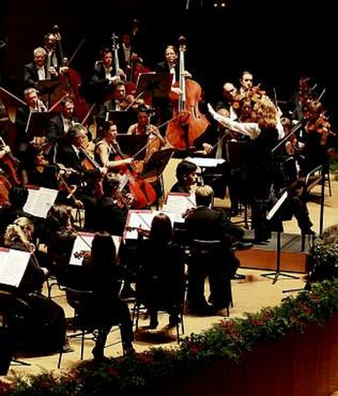 La Sinf�nica de Galicia fue dirigida por Sian Edwards.