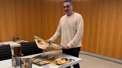 El concejal de Cultura de Pontevedra, Demetrio G�mez, este lunes, present� una nueva edici�n de Ponteatro