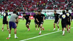 La selecci�n coreana, en los proleg�menos de su encuentro contra Chequia.