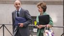 Julio Mart�nez, con su abogada, anteayer en la Audiencia.