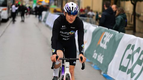 Mart�n Rey, durante a s�a estrea como ciclista profesional do Burgos Burpellet BH na Cl�sica de Padr�n a mediados de febreiro.