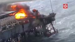 Incendio de una plataforma petrol�fera en el Caspio