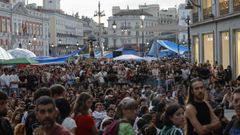 Imagen de los acampados de la Puerta del Sol, en Madrid, exigiendo soluciones para el acceso a la vivienda.
