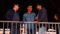 Salvador Illa y el presidente Pedro S&aacute;nchez, el s&aacute;bado, en el Primavera Sound