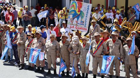 Integrantes de la Milicia Bolivariana forman durante la transmisin de la investidura de Nicols Maduro como presidente de Venezuela