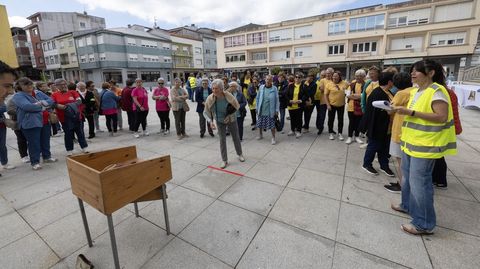 Vimianzo acogi este ao unas Olimpiadas Snior interparroquiales, con usuarios del programa Actvate
