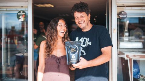 Laura Vzquez, directora de Innovacin y Marketing de Cafs La, y Xos Antonio Tourin, impulsor de Castelo Conta