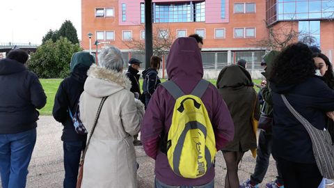 Concentraci�n frente a la comisar�a de Gij�n