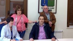 Miguel �ngel Fern�ndez, de pie, detr�s de Tom�s Cueria