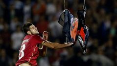 Mitrovic baja la bandera albanesa