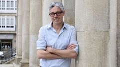 Iv�n Rivas � entrada do Concello de Ferrol, no que se estreou como edil en 2012.