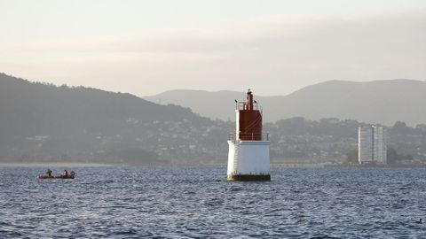 Baliza de A Borneira, Salgueirn, frente a Cangas