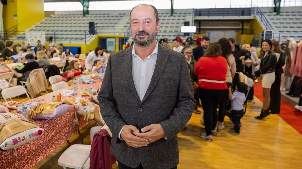 Doble pregón y Kubo en el inicio de la Romaría da Barca