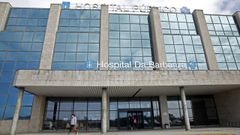 El hospital barbanzano acoge a una docena de pacientes con covid.