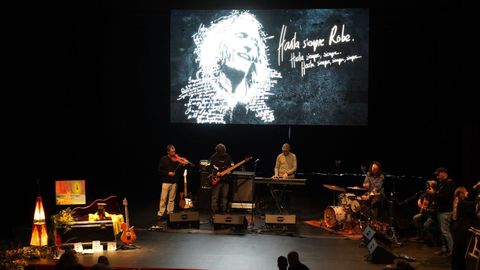 Homenaje a Robe Iniesta en Plasencia el pasado mes de diciembre