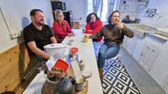 En el edificio que hay que desalojar, que hace esquina entre Guti�rrez Mellado y Michelena, est� el pionero �coworking� Arrroelo, donde tienen su sede m�s de veinte emprendedores. 
