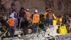Rescate de v�ctimas de los terremotos en Venezuela.