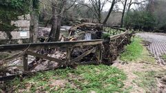 Da�os por la crecida del Arnoia en el �rea recreativa de A Arnoia