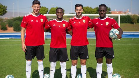 Darwin N��ez, Jonathan, Lazo y Appiah