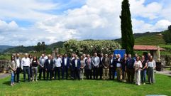 Participantes en la reuni�n en Ribadavia.