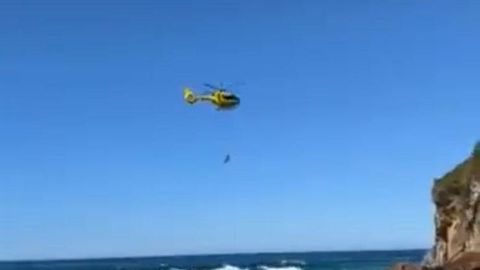 Rescate en la playa de Aguilar