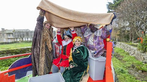 Nin choiva nin fro puido cos Reis o ano pasado en Muxa 