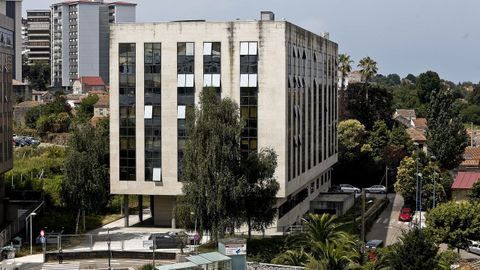 La joven atropellada est ingresada en el Hospital lvaro Cunqueiro de Vigo